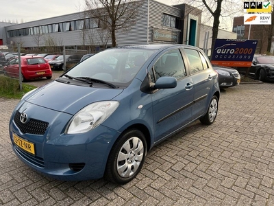 Toyota Yaris 1.3 VVTi Sol - AIRCO - 5 DEURS - NIEUWE APK !