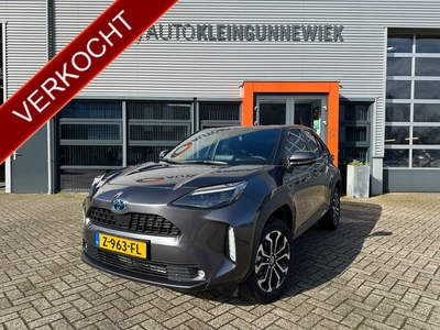 Toyota Yaris Cross 1.5 Hybrid Dynamic NIEUW / Keyless / Dodehoek detectie / Draadloos oplader / Stoelverwarming / Navi / Camera / Apple/Android Car