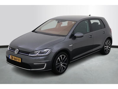 Volkswagen e-Golf 36kW / 136pk / Warmtepomp / Leder / Camera