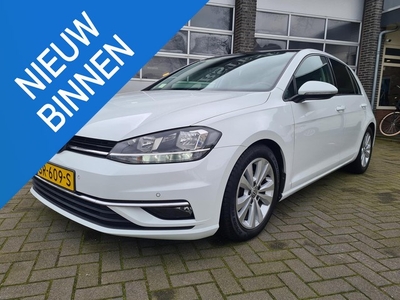 Volkswagen Golf 1.0 TSI Comfortline Business navi