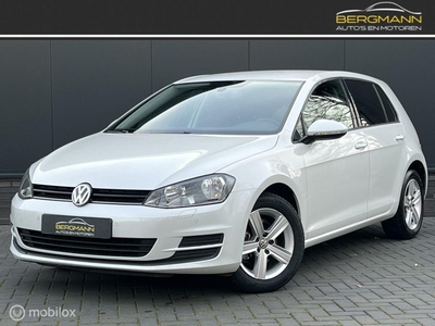 Volkswagen Golf 1.2 TSI Highlinemassagestoelverwarmingpdc