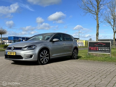 Volkswagen Golf 1.4 TSI GTE/cruise/pano/navi/PDC/trekhaak/