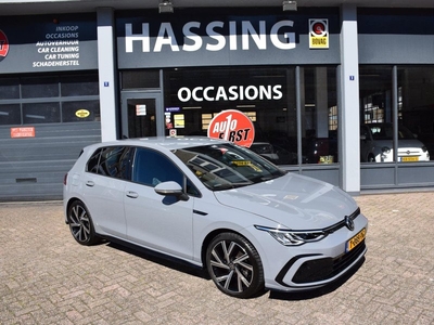 Volkswagen GOLF 1.5 eTSI R-Line Business , Navi, Climatronic, Leer-Alcantara, Multi functioneel stuur, Achteruitrij camera, PDC,