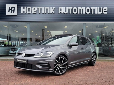 Volkswagen Golf 1.5 TSI Highline Business R Pano 3x