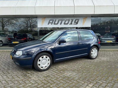 Volkswagen Golf 1.6-16V Edition