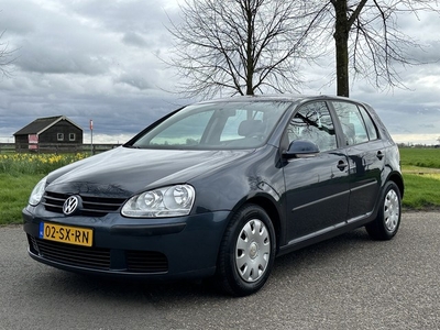 Volkswagen Golf 1.6 FSI * Airco * Automaat * 5Drs * KOOPJE!