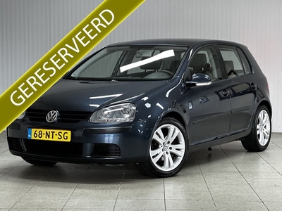 Volkswagen Golf 1.6 FSI Comfortline/ Clima/ Cruise/