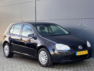 Volkswagen Golf 1.6 Optive 4 AIRCO TREKHAAK APK NAP