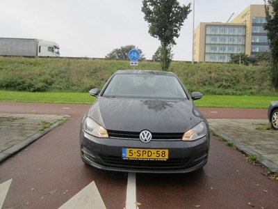 Volkswagen Golf 1.6 TDI Highline