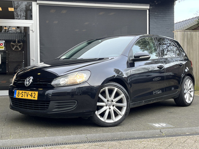 Volkswagen Golf 1.6 Trendline NAVI / CLIMA / CRUISE