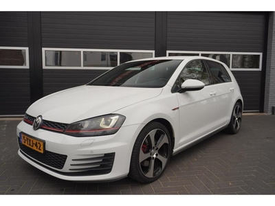 Volkswagen Golf 2.0 TSI GTI 220 PK/Airco/CC/Navi