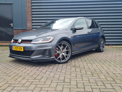 Volkswagen Golf 2.0 TSI GTI Performance