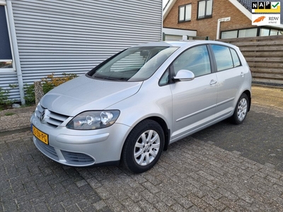 Volkswagen Golf Plus 1.6 Comfortline Clima Bj:2008 NAP!