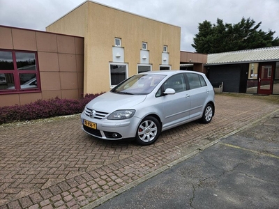 Volkswagen Golf PLUS 1.6 FSI Turijn , AUTOMAAT , APK , CruiseC. Stoelverw., 4x Elek RAMEN, licht-regen Sensoren