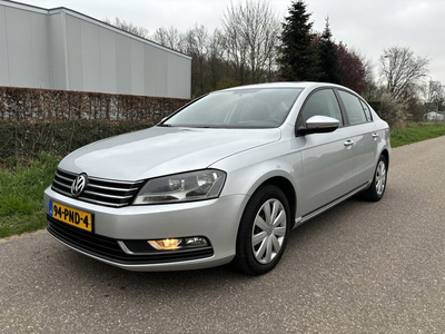 Volkswagen Passat 1.4 TSI Trendline BlueMotion / NAVI / AIRCO / CRUISE