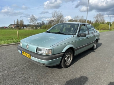 Volkswagen Passat 1.8 CL