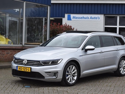 Volkswagen Passat Variant 1.4 TSI GTE Highline Leer Panoramadak Navi Camera PDC V+A LED NL-auto Nwe APK