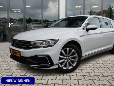 Volkswagen Passat Variant 1.4 TSI PHEV GTE Business | Dealer Onderhouden | ACC | Camera |