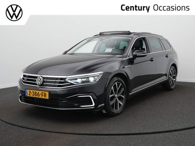 Volkswagen Passat Variant 1.4 TSI PHEV GTE Business / Panoramadak / Navigatie / Camera