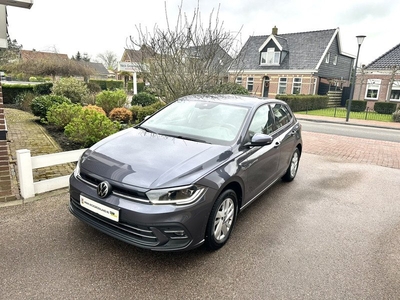 Volkswagen Polo 1.0 TSI 110PK DSG AUTOMAAT LED VERLICHTING CARPLAY DAB STOELVERWARMING FABRIEKSGARANTIE!!