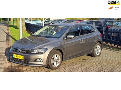 Volkswagen Polo 1.0 TSI Comfort Park Sensor Navi Carplay