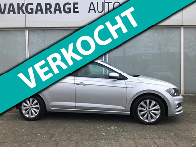 Volkswagen Polo 1.0 TSI Highline 5 deurs Climatronic Navigatie Parkeersensoren Bluetooth