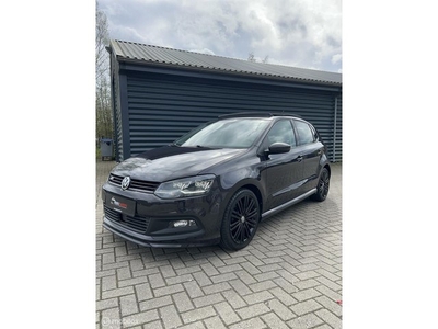 Volkswagen Polo 1.2 TSI R-Line DSG PANO LED CAM ACC