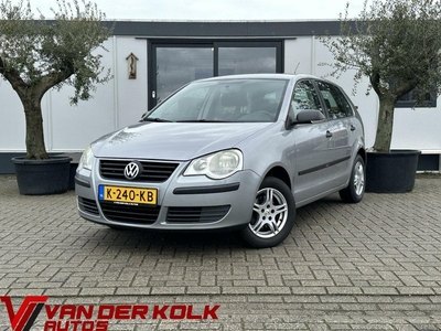 Volkswagen Polo 1.4-16V Comfortline 5 Deurs Airco Lichtmetaal