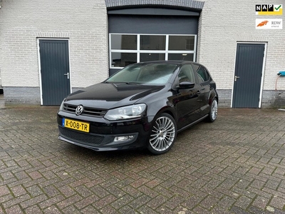 Volkswagen POLO 1.4-16V Comfortline - 5 deurs - clima -