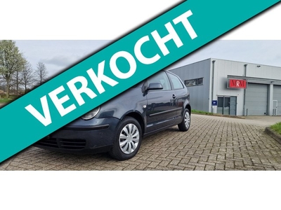 Volkswagen Polo 1.4-16V Comfortline Airco