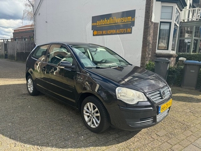 Volkswagen Polo 1.4-16V Optive