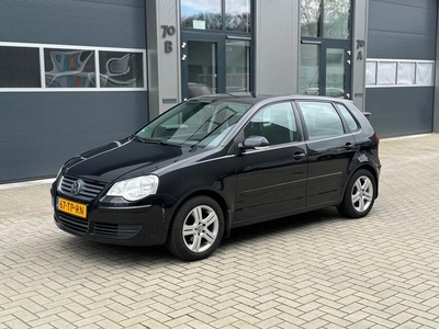 Volkswagen Polo 1.4-16V Optive (bj 2007)