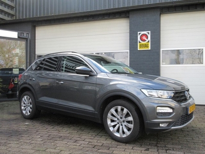 Volkswagen T-Roc 1.0 TSI Style STOELVERWARMING/ECC/ADAPTIVE