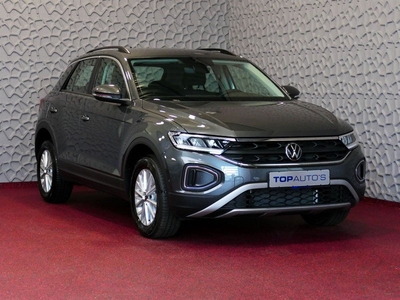 Volkswagen T-Roc 1.5 TSI 150PK CARPLAY NAVI CAMERA STOEL/STUUR VERW. LED VIR.COCKPIT 03/2023 70 BIJNA NIEUWE VOLKSWAGEN'S UIT VOORRAAD LEVERBAAR