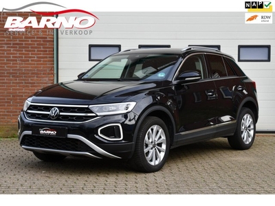 Volkswagen T-Roc 1.5 TSI 150PK Style CARPLAYIQ