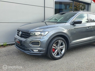 Volkswagen T-Roc 1.5 TSI DSG 3x R-Line Panodak/Virtual cockpit