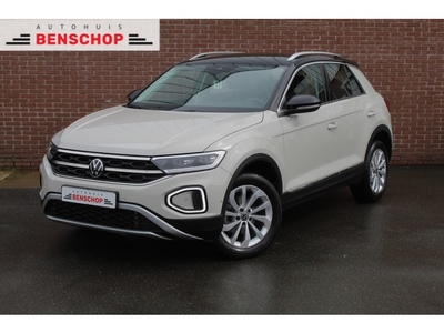 Volkswagen T-Roc 1.5 TSI 150PK DSG Style IQ-LIGHTAPPLE