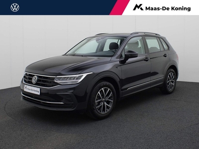 Volkswagen Tiguan 1.5TSI/150PK Life · Navigatie · Parkeersensoren · Stoelverwarming