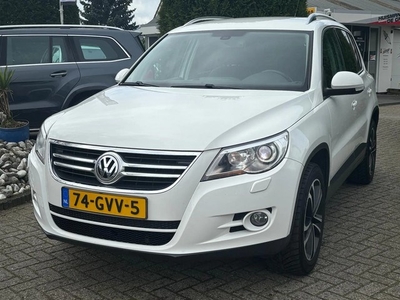 Volkswagen Tiguan 2.0 TDI Youngtimer 4Motion DSG Wit Xenon