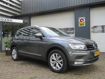 Volkswagen Tiguan 2.0 TSI 4Motion Highline ADAPTIVE