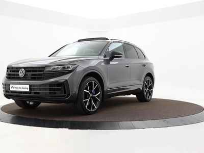 Volkswagen Touareg 3.0 Tsi 462pk DSG eHybrid 4MOTION R | ACC | Pano | 360 Camera | Luchtvering | Keyless | Trekhaak | Head-Up | Nachtzicht Assistent | 22'' Inch