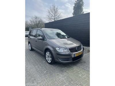 Volkswagen Touran 1.4 TSI 2010 automaat