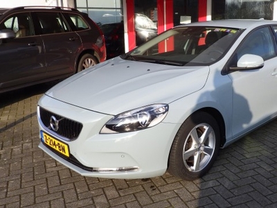 Volvo V 40 2.0 T2 Kinetic Winterpakket/Bluetooth/Onderhoudshistorie