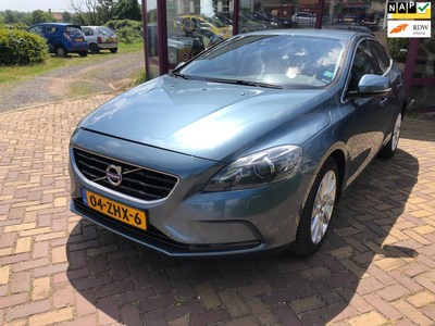 Volvo V40 1.6 T3 Summum