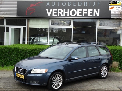 Volvo V50 2.0 Edition II - PANORAMA - NAVI - LEDER - VOL DEALER OND !!