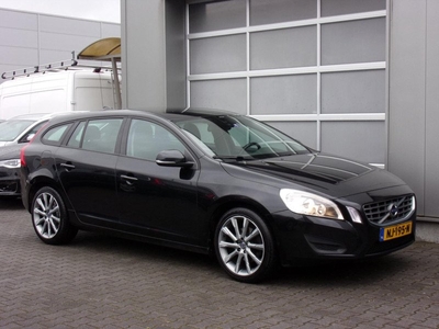 Volvo V60 2.0 D3 Clima/Navi/PDC/Trekhaak!!