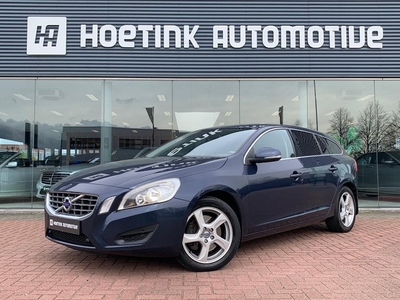 Volvo V60 2.0T Momentum 203 PK Automaat Schuifdak