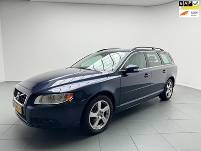 Volvo V70 2.0T Momentum 203 Pk Airco Navi Leer Nap