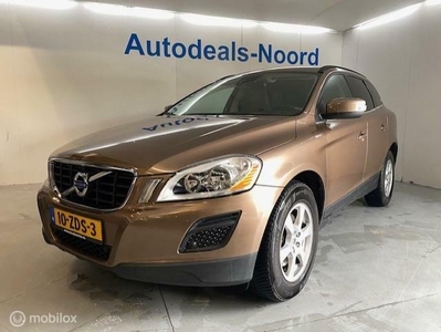 Volvo XC60 2.0 D3 Summum | PANORAMA | LEDER! |