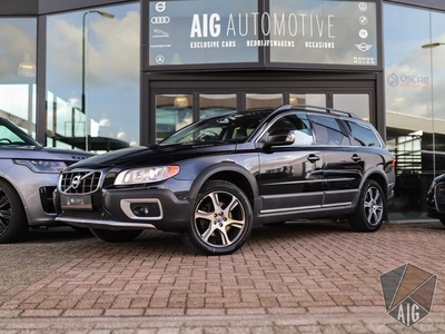 Volvo XC70 2.4 D5 Summum Stoelverw. Pano Leder PDC